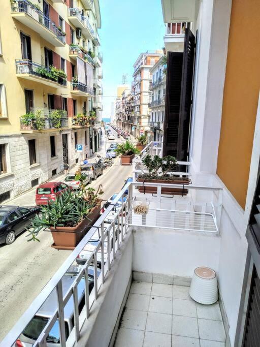 View Sea Room - Appartamento Condiviso Барі Екстер'єр фото